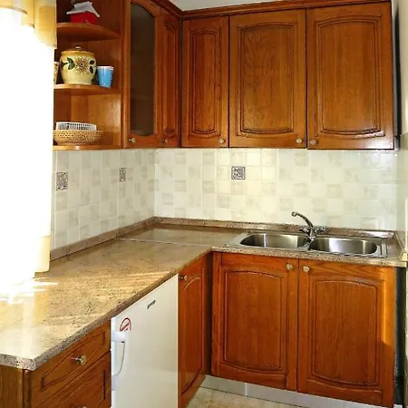 Rosa - Lbn380 By Interhome *