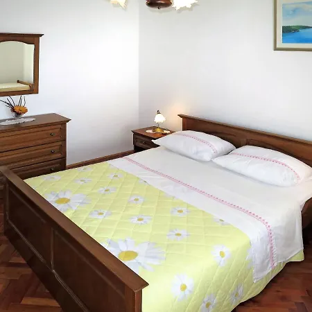 Apartment Rosa - Lbn380 By Interhome Krnica